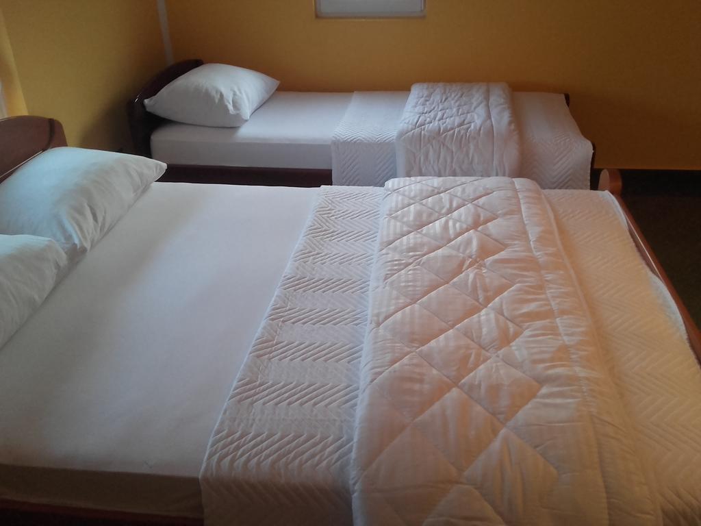 Apartments Sandra Tivat Ngoại thất bức ảnh