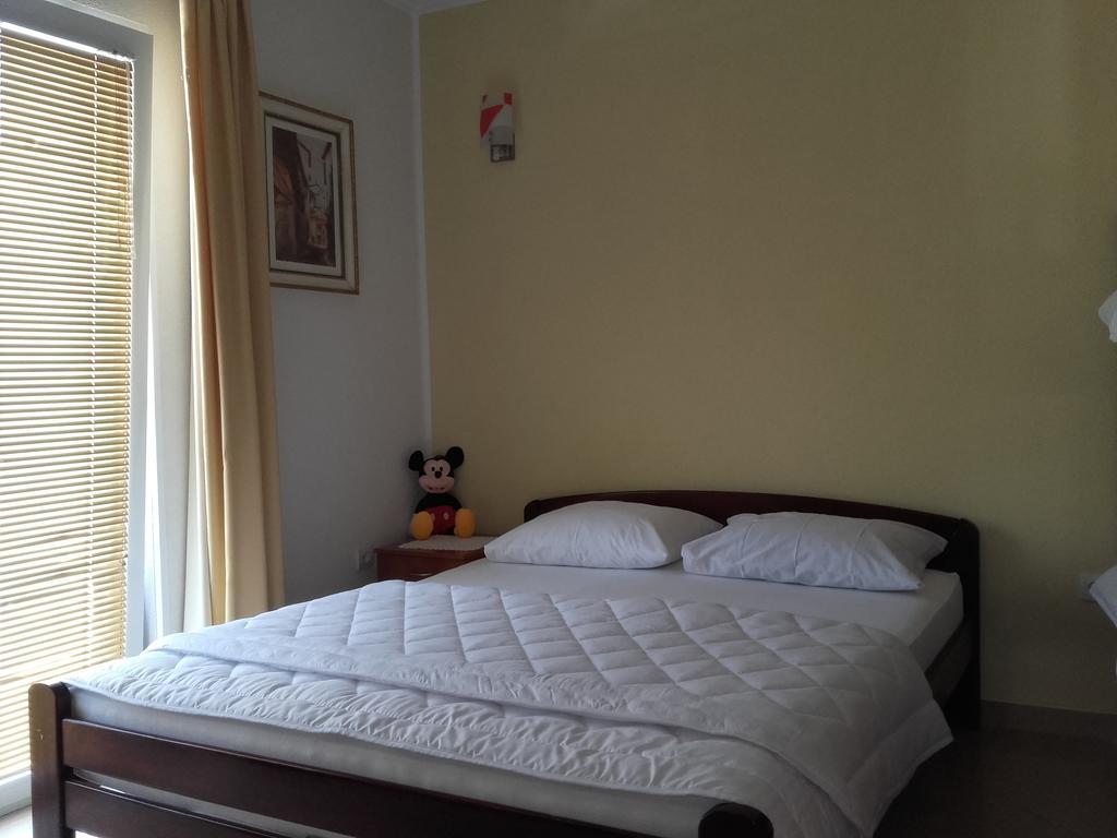 Apartments Sandra Tivat Ngoại thất bức ảnh