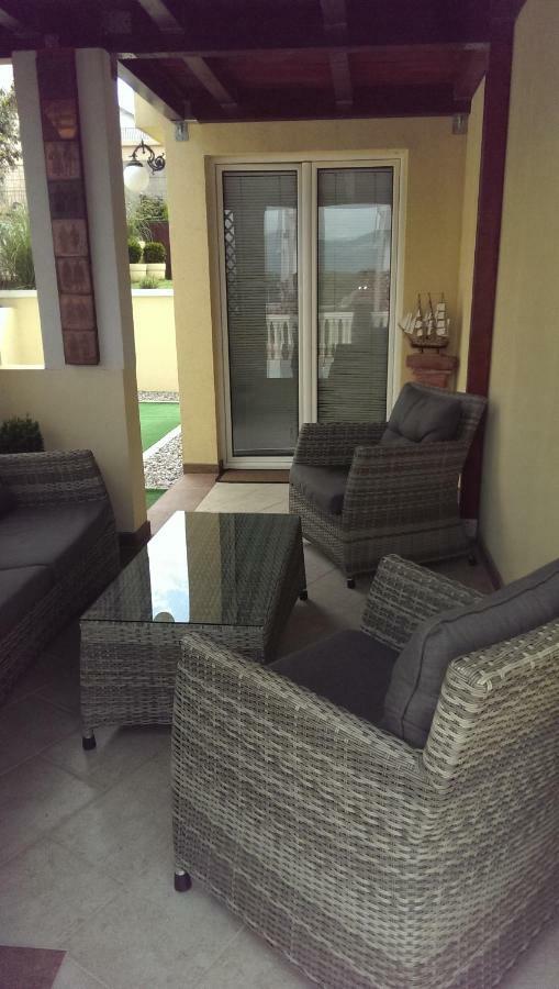 Apartments Sandra Tivat Ngoại thất bức ảnh