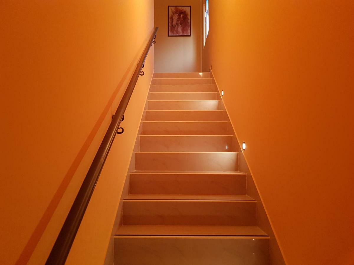 Apartments Sandra Tivat Ngoại thất bức ảnh