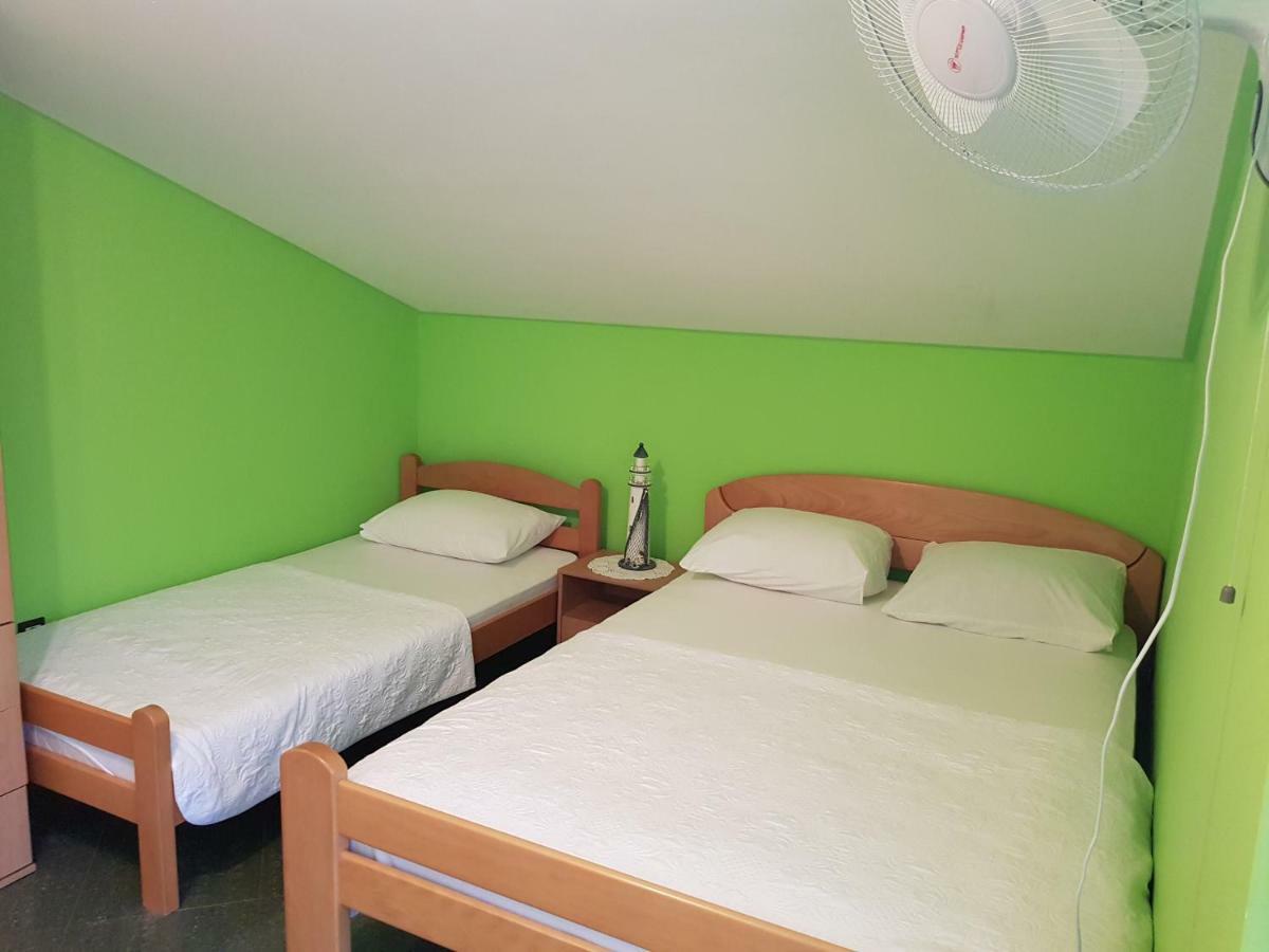 Apartments Sandra Tivat Ngoại thất bức ảnh